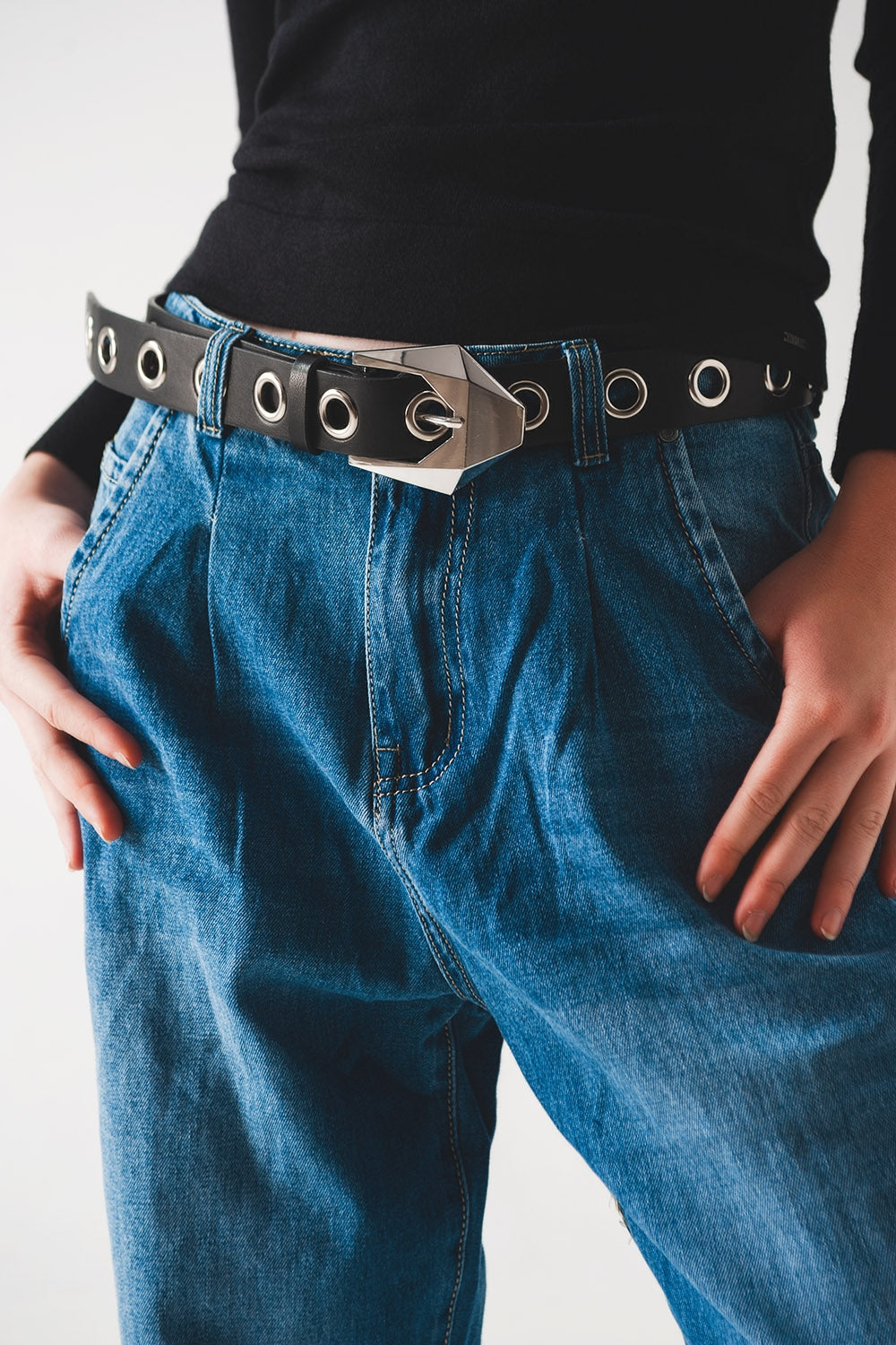 Jeans skater affusolati in cotone lavaggio medio