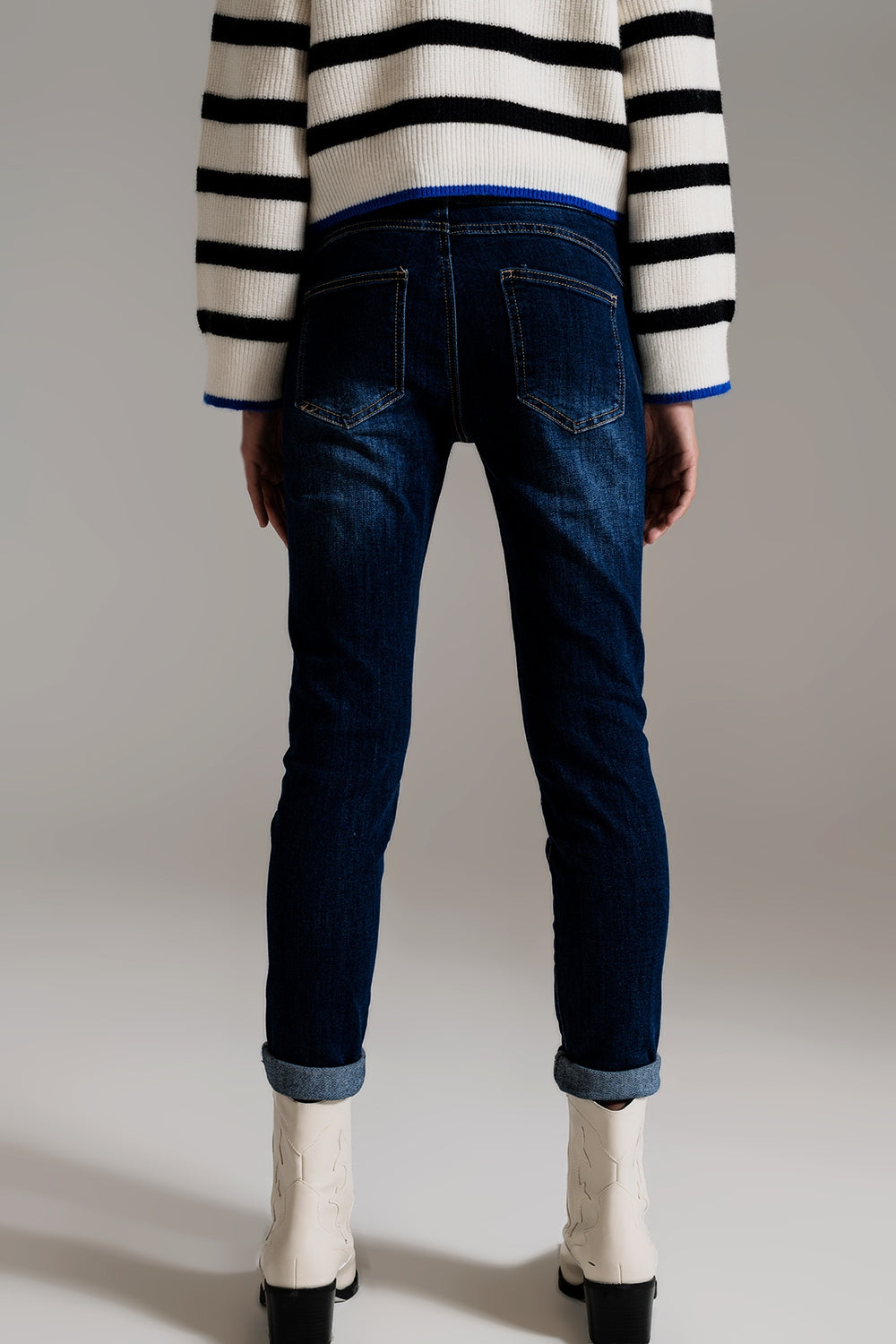 Jeans skinny a lavaggio scuro con elastan elastico