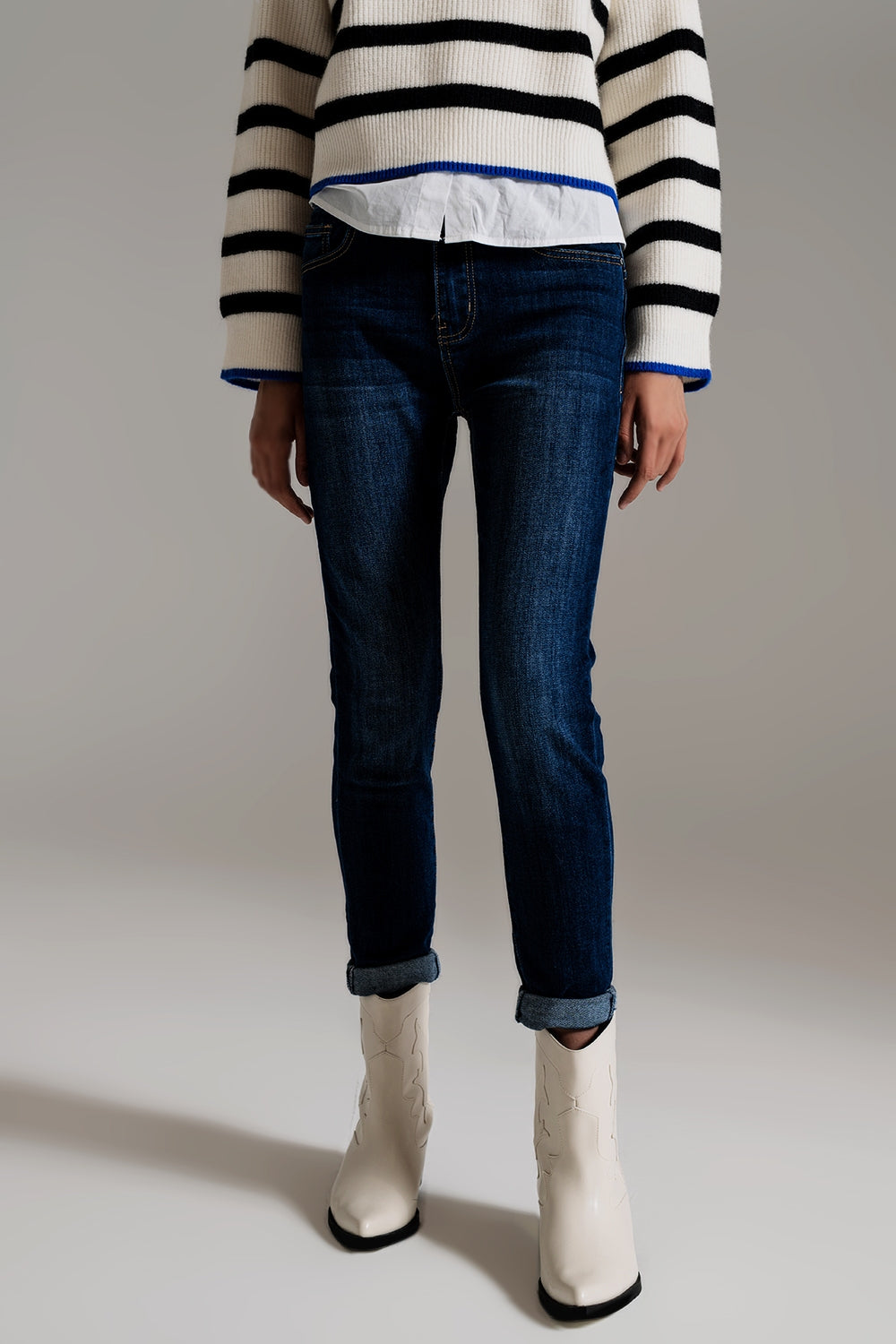 Jeans skinny a lavaggio scuro con elastan elastico