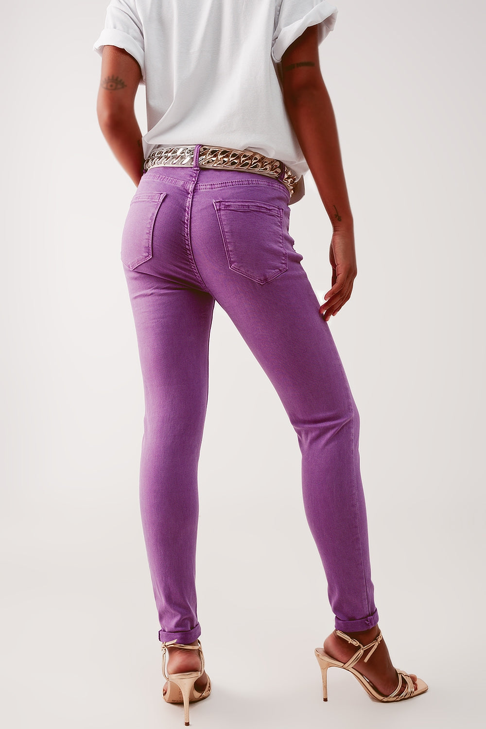 Jeans skinny a vita alta in viola
