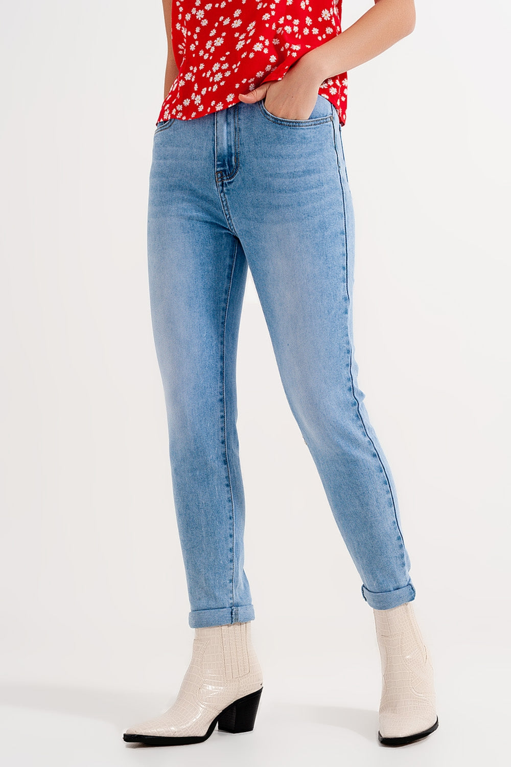 Q2 Jeans skinny a vita alta lavaggio chiaro blu