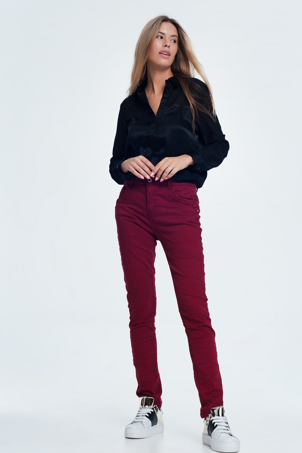 Jeans skinny bordeaux con cavallo basso
