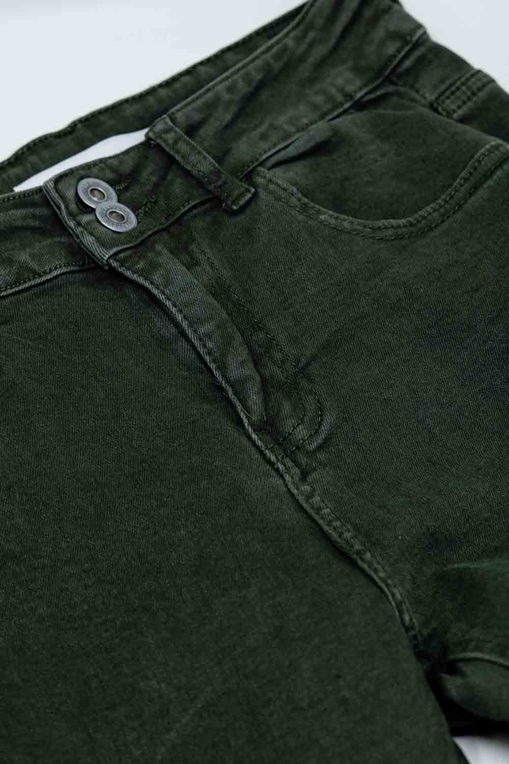 Jeans skinny svasati con doppio bottone in kaki