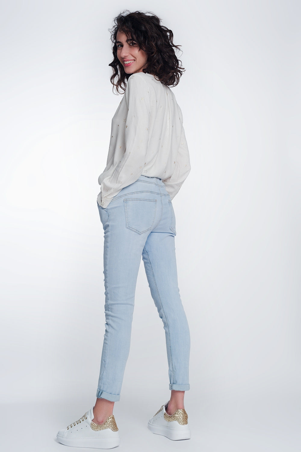 Jeans stile joggers lavaggio chiaro
