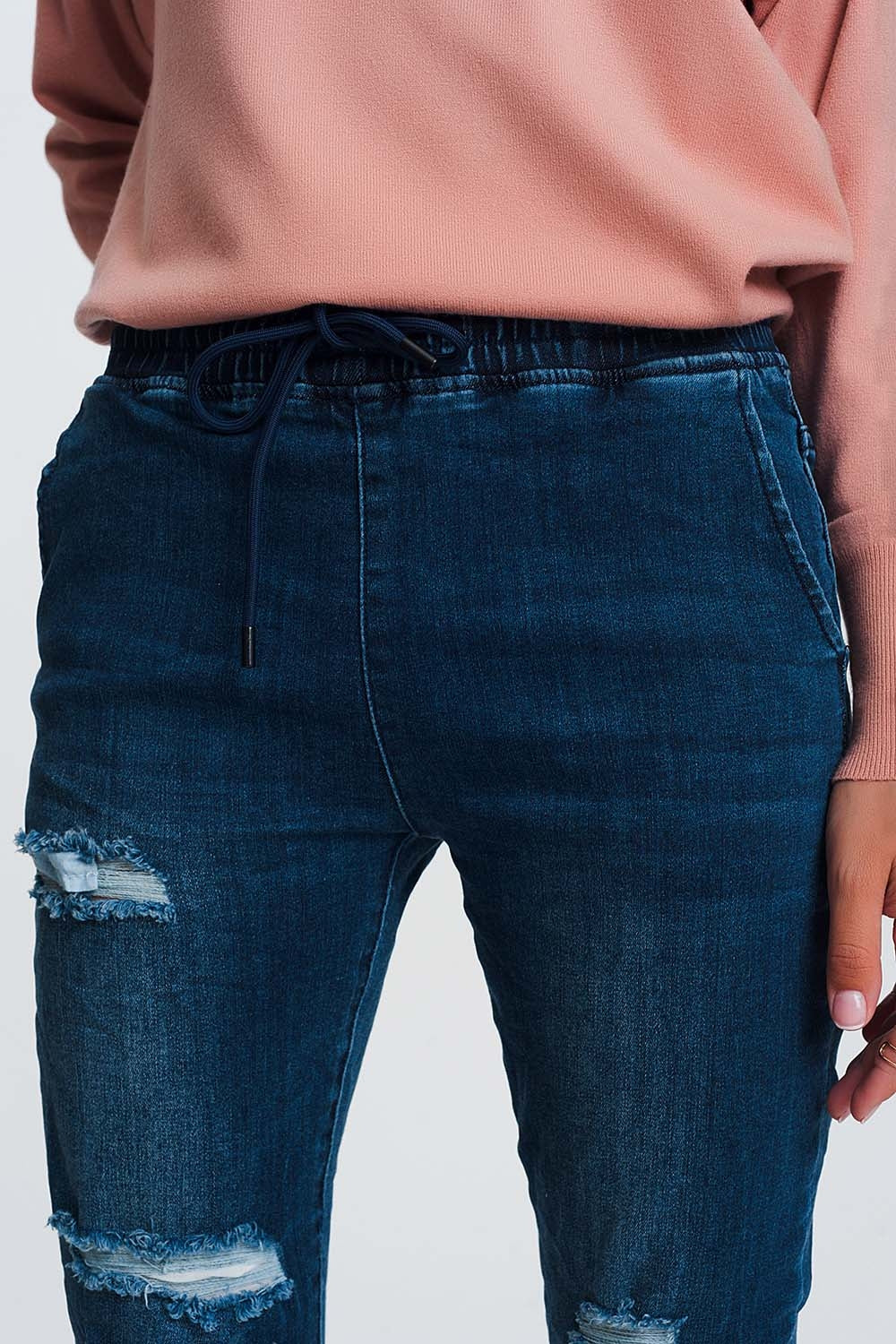 Jeans stile joggers leggeri in denim scuro