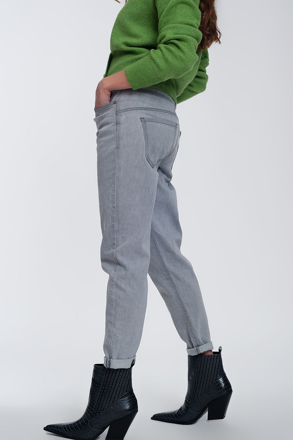 Jeans stile joggers leggeri lavaggio medio grigio