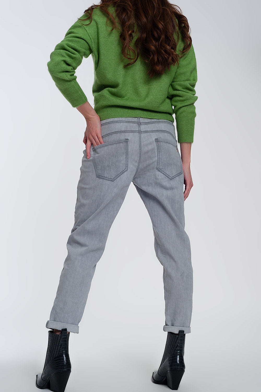 Jeans stile joggers leggeri lavaggio medio grigio