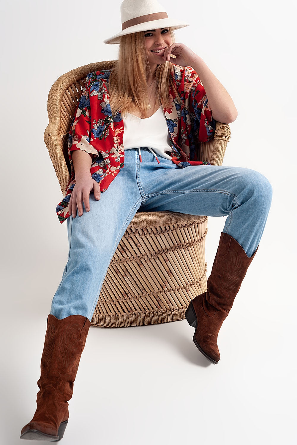Jeans stile joggers leggeri lavaggio medio