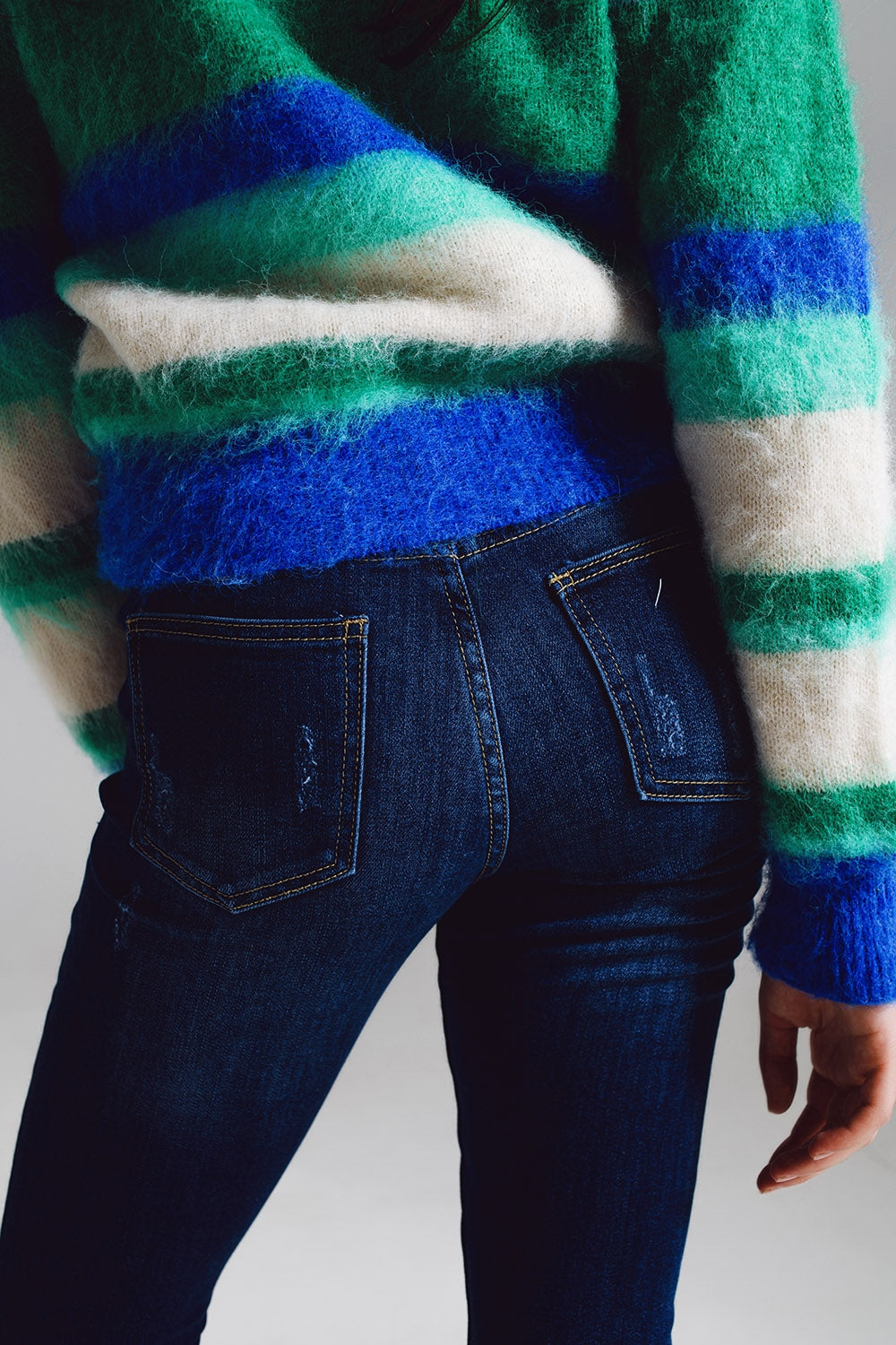 Jeans super skinny con bottoni anteriori visibili in lavaggio medio