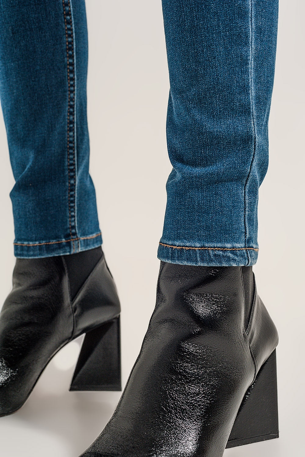 Jeans super skinny fit a vita alta lavaggio in blu medio