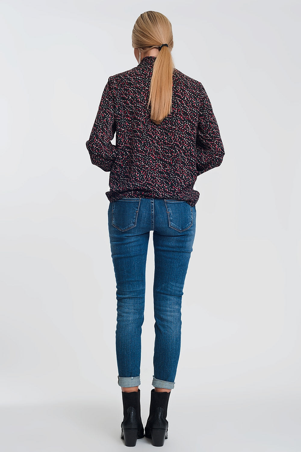 Jeans vita alta skinny blu lavaggio scuro con strappi dettagli