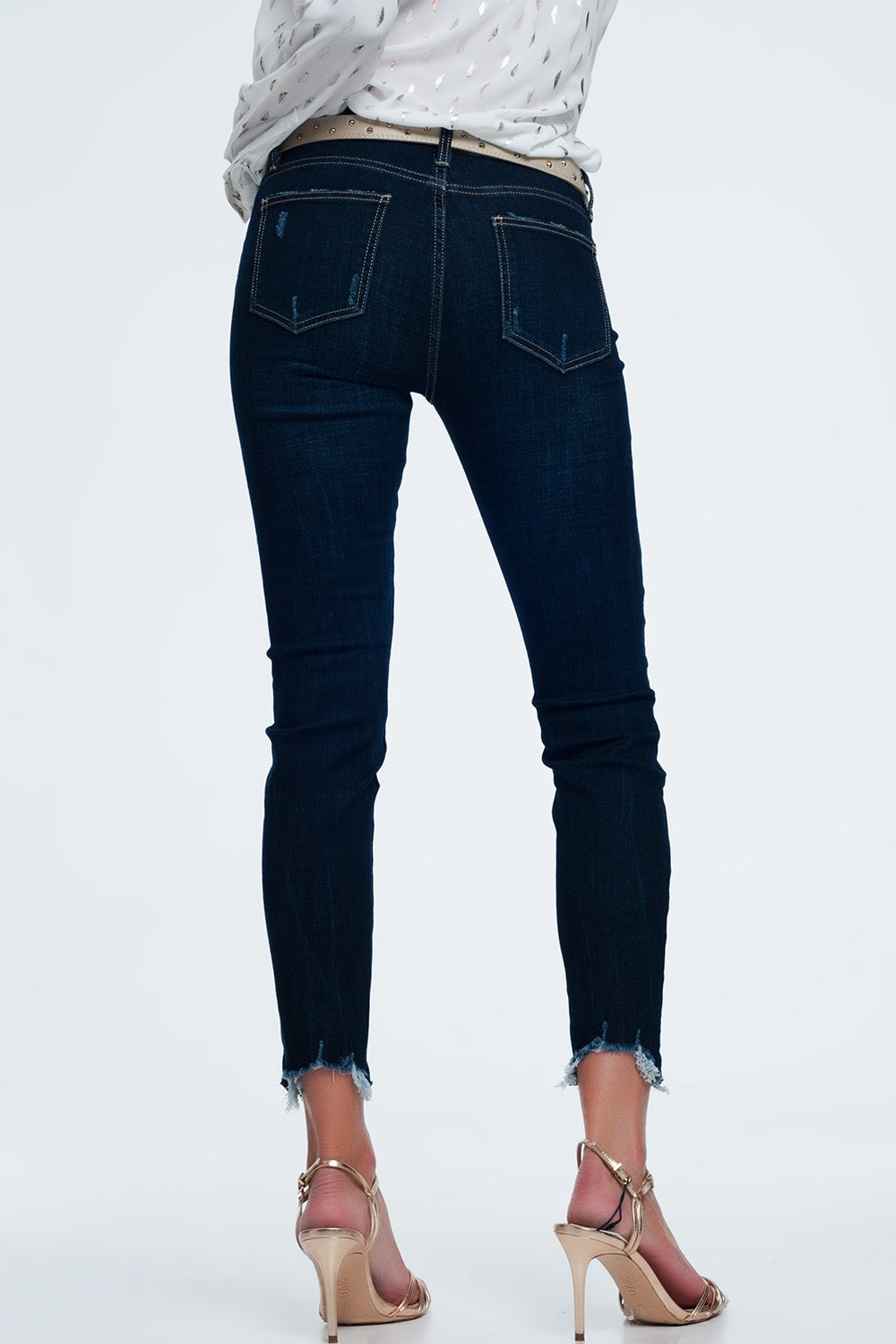 Jeans vita medio alta lavaggio blu acceso con fondo grezzo