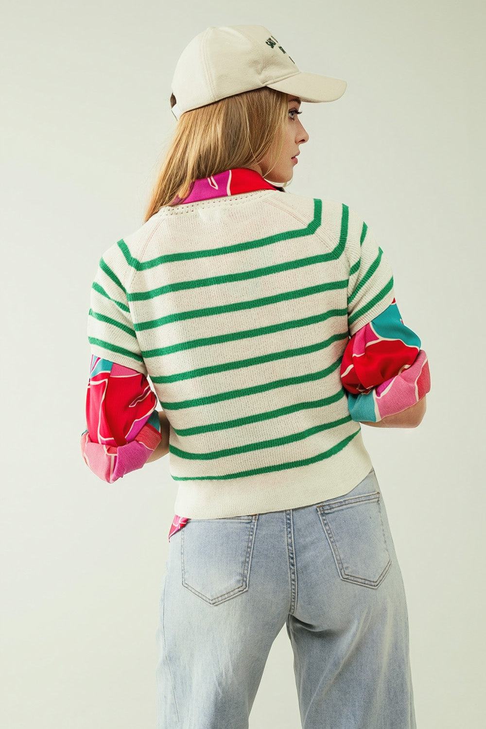 Maglia a maniche corte in maglia bianca con strisce verdi