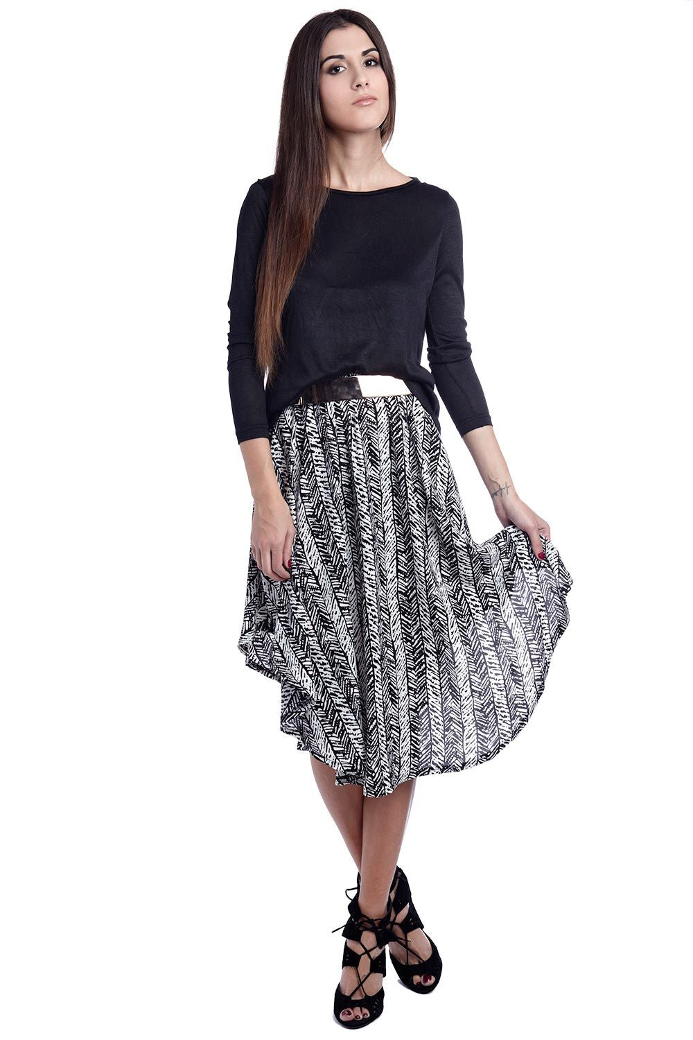 Maglia nera con retro in chiffon