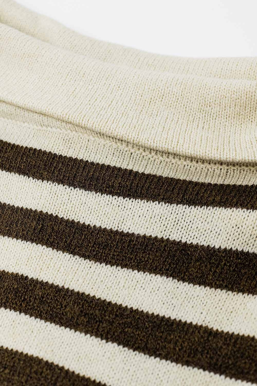 Maglia oversize a collo alto con ali di pipistrello e strisce in crema e marrone
