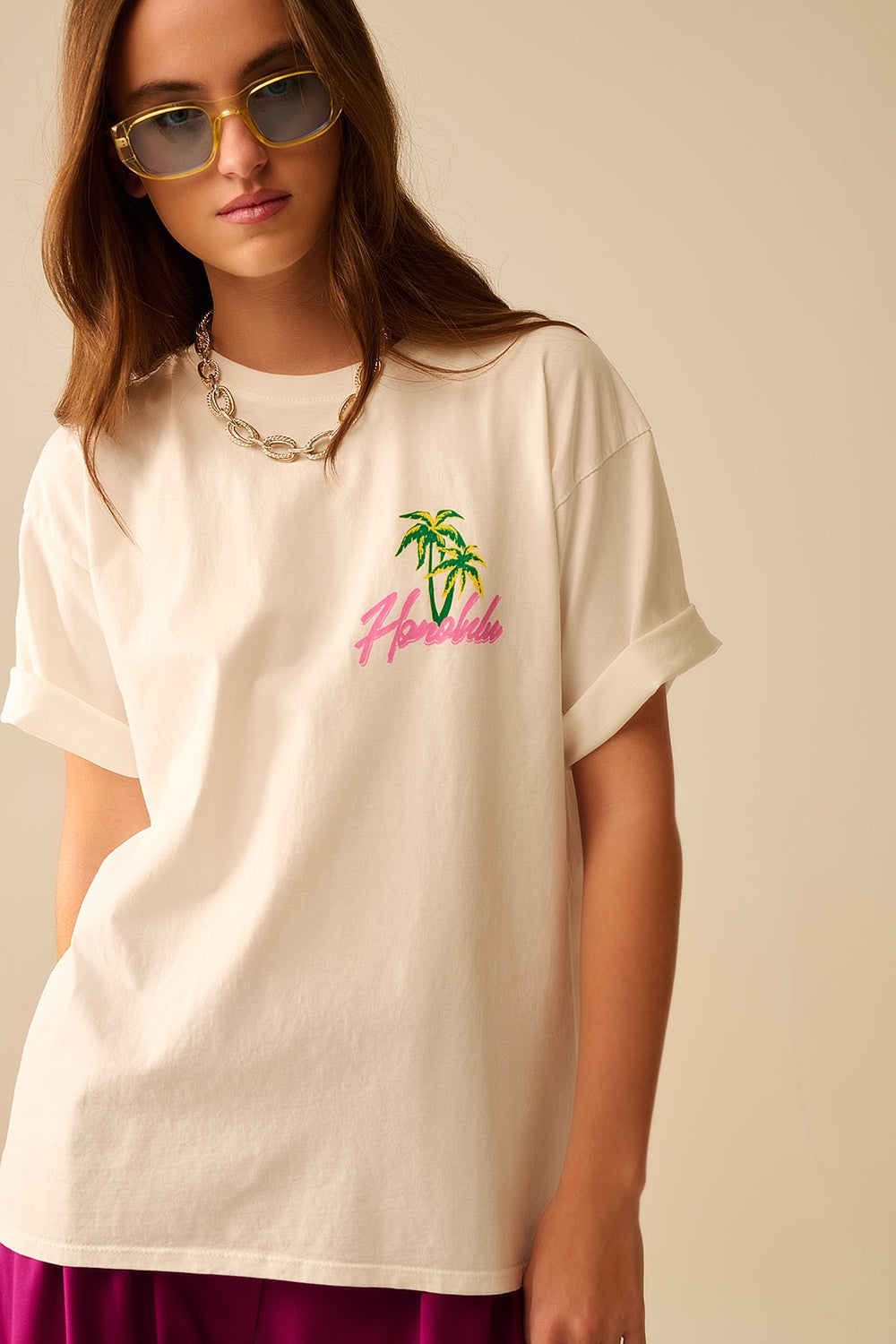 Maglietta bianca made in Italy con grafica Honolulu