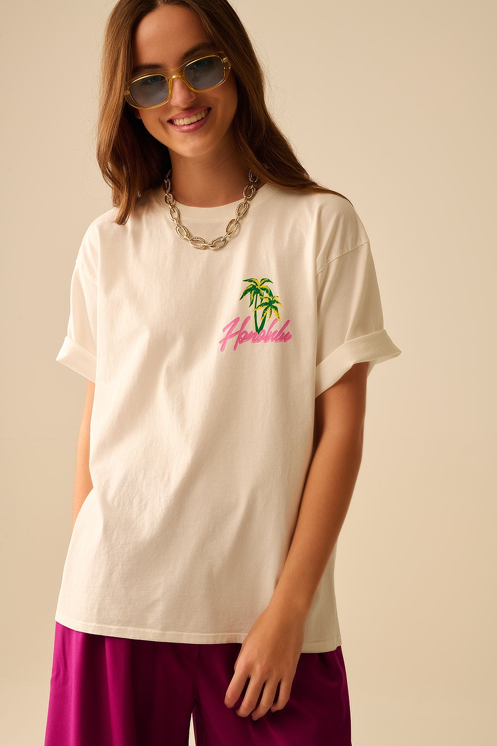Maglietta bianca made in Italy con grafica Honolulu