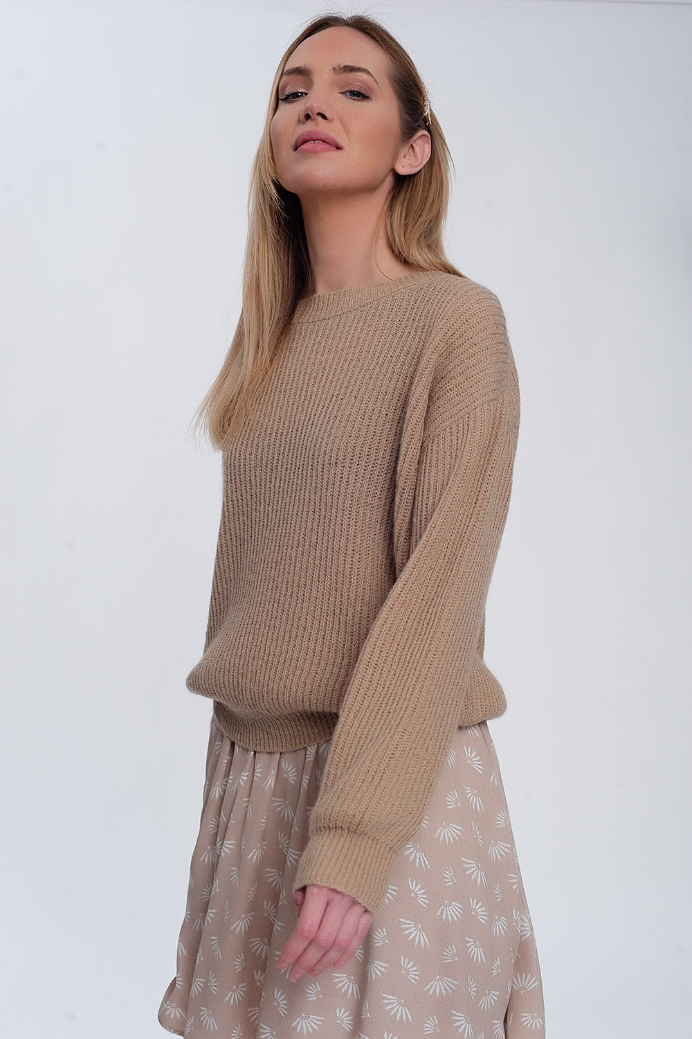 Maglione a coste beige chiaro
