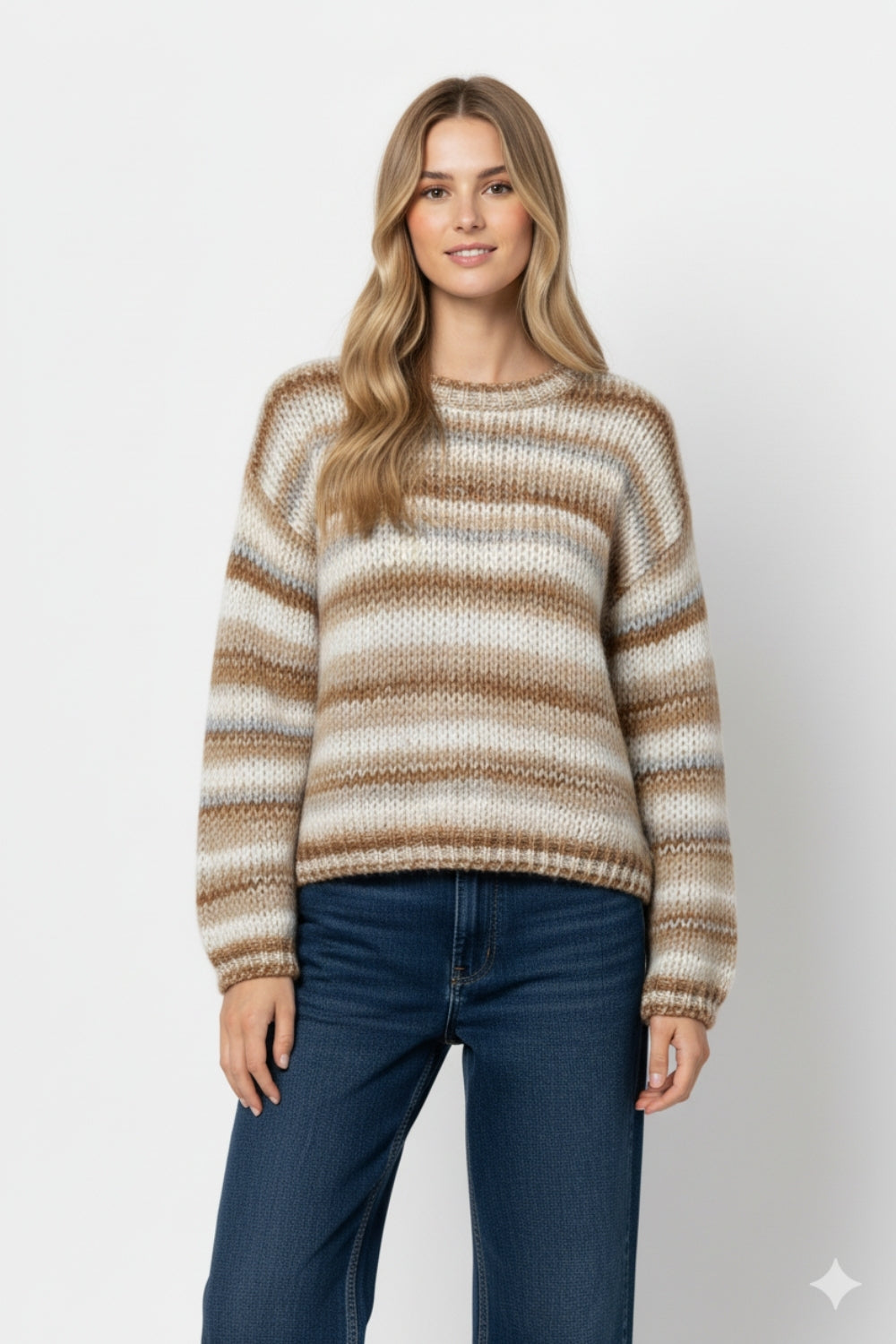 Maglione a maglia grossa con disegno marmorizzato in beige