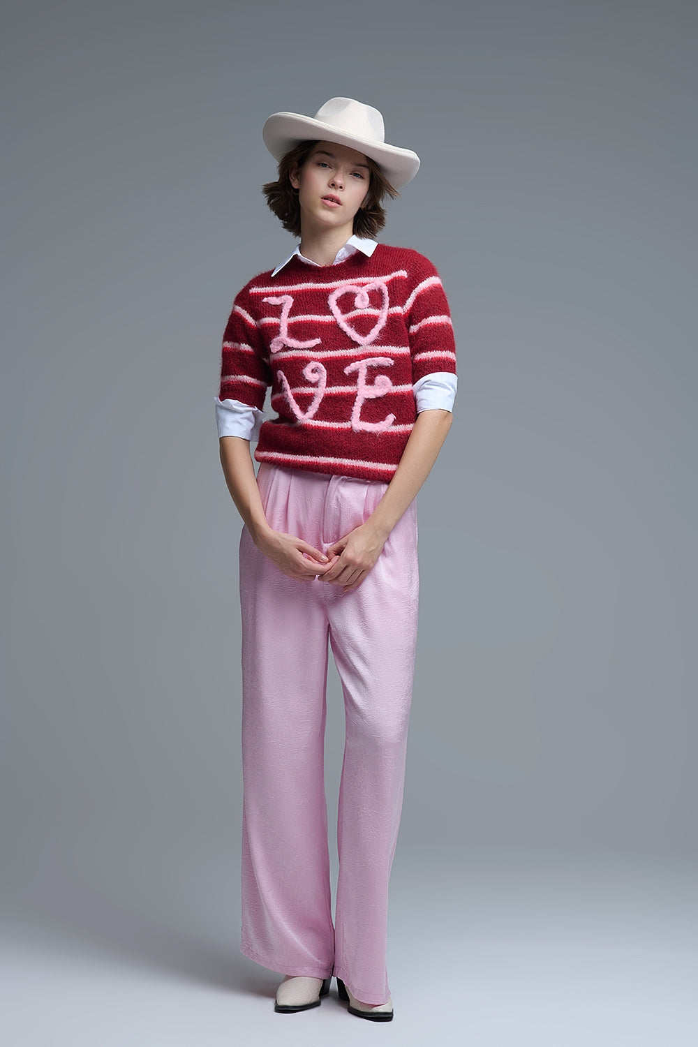 Maglione a manica corta ricamato Love in borgogna