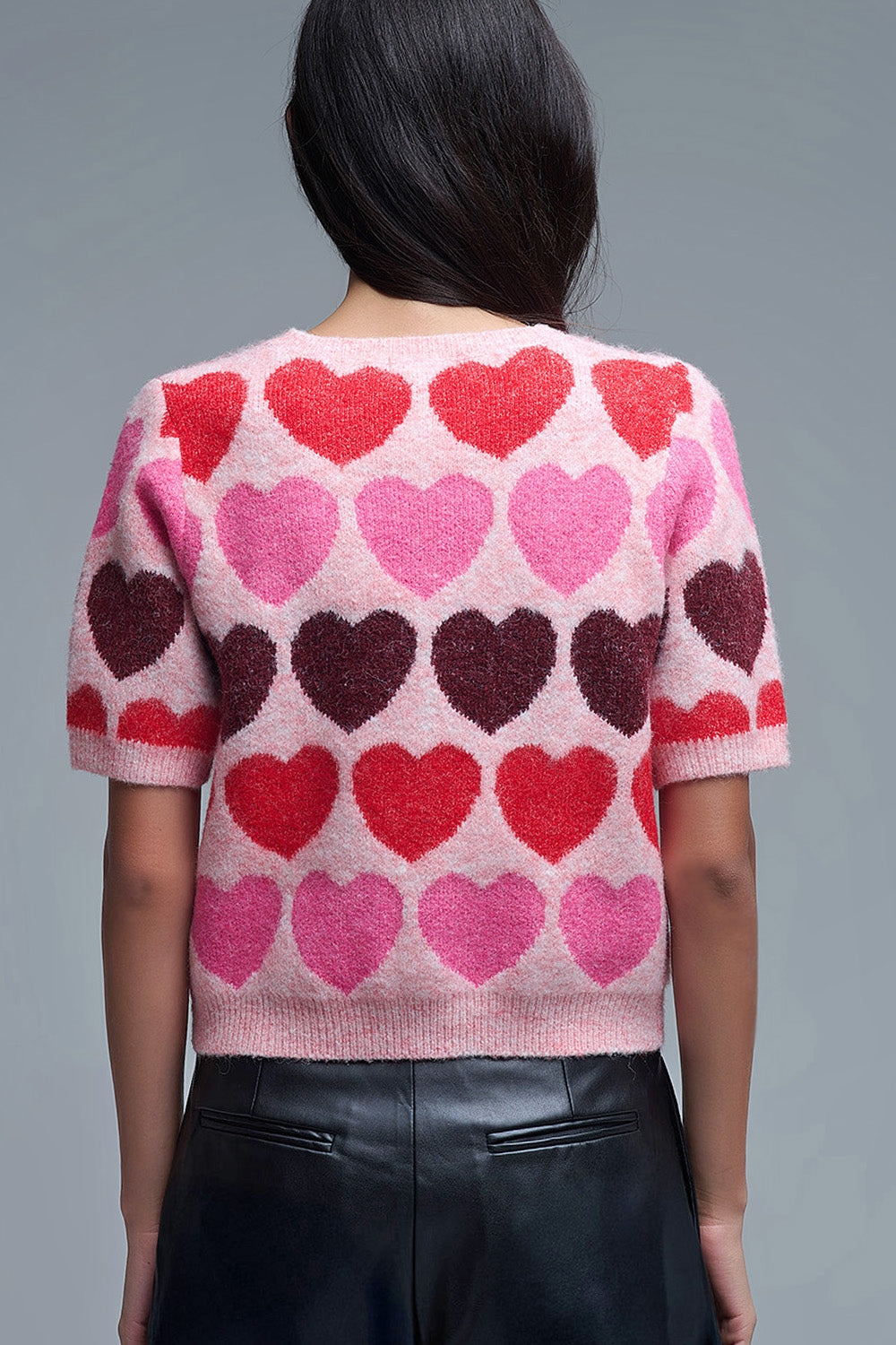Maglione a maniche corte con cuore stampato in rosa