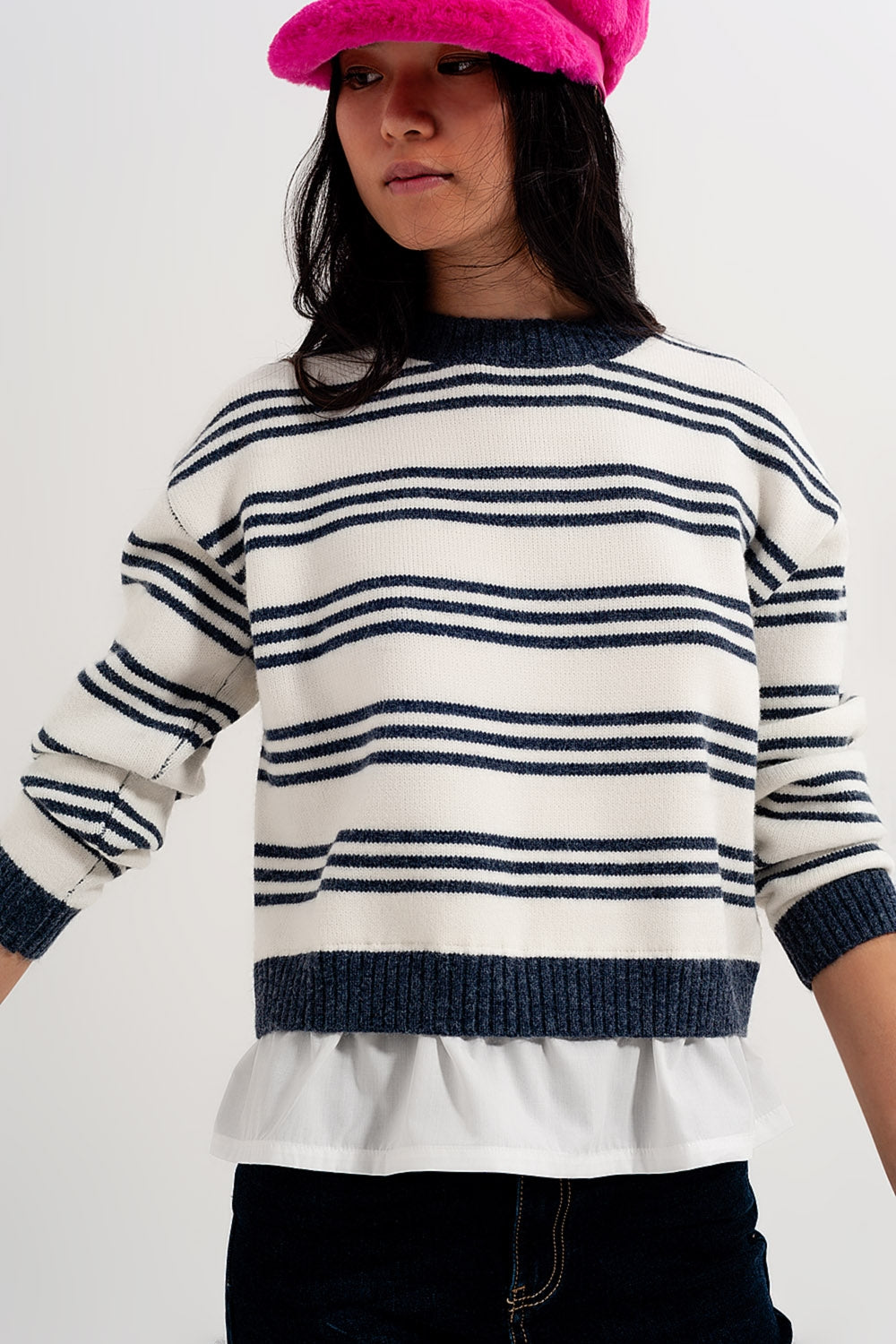 Maglione a maniche lunghe bianco a righe blu