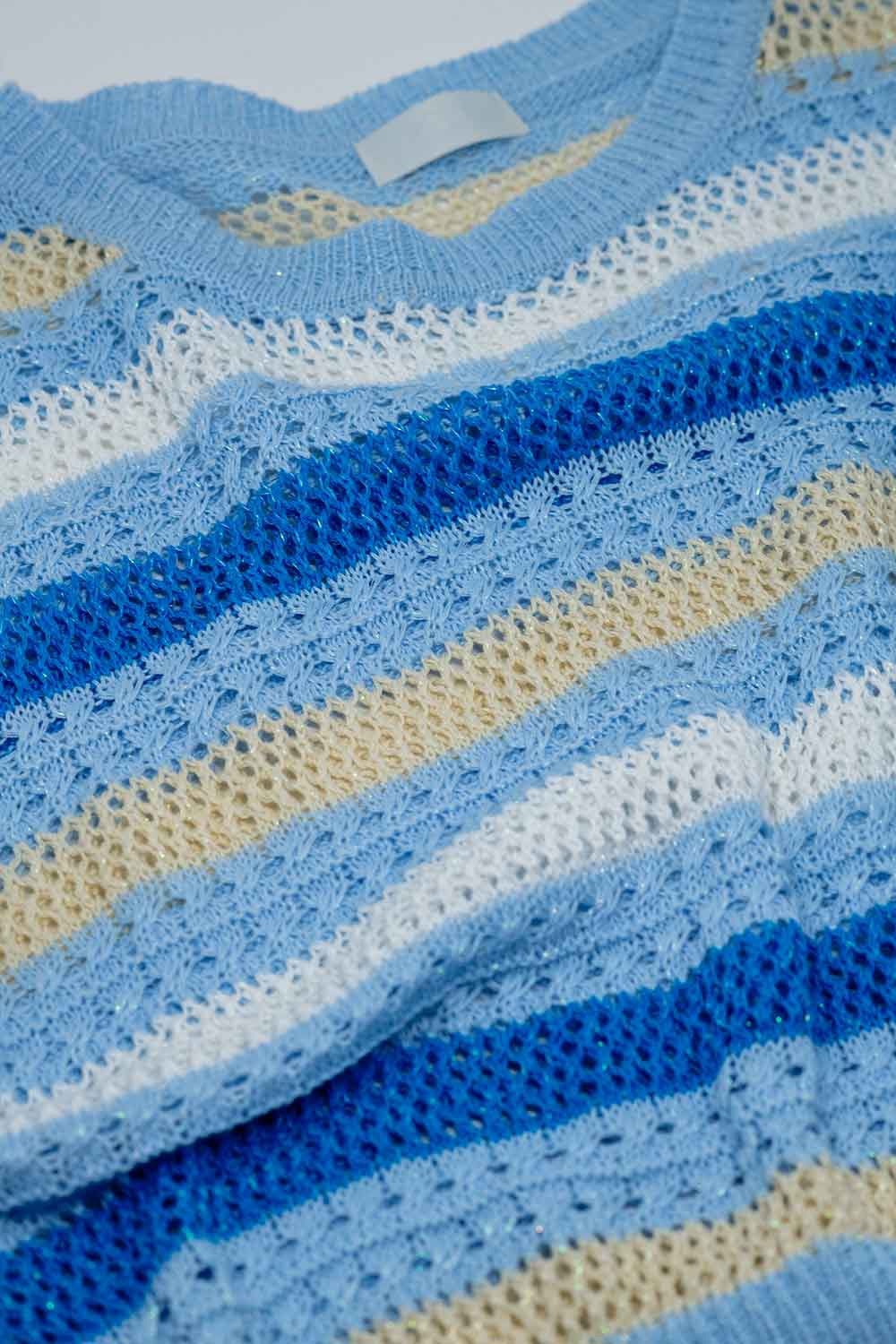 Maglione a maniche lunghe blu multicolore con collo a barca
