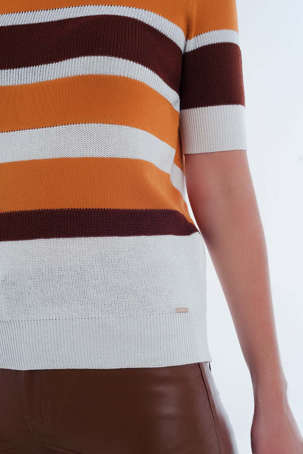 Maglione a righe color senape