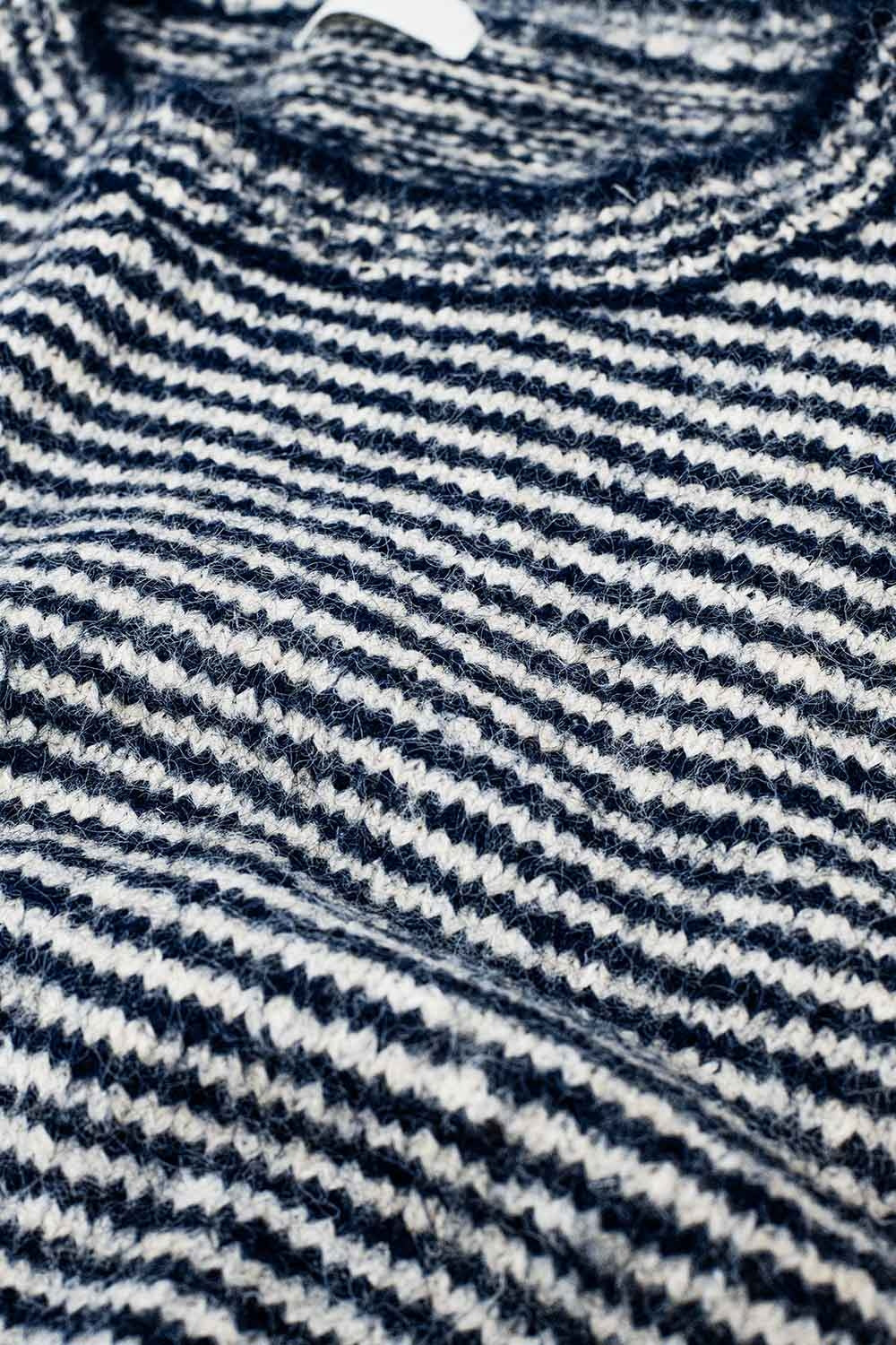 Maglione a righe rilassato in blu e bianco