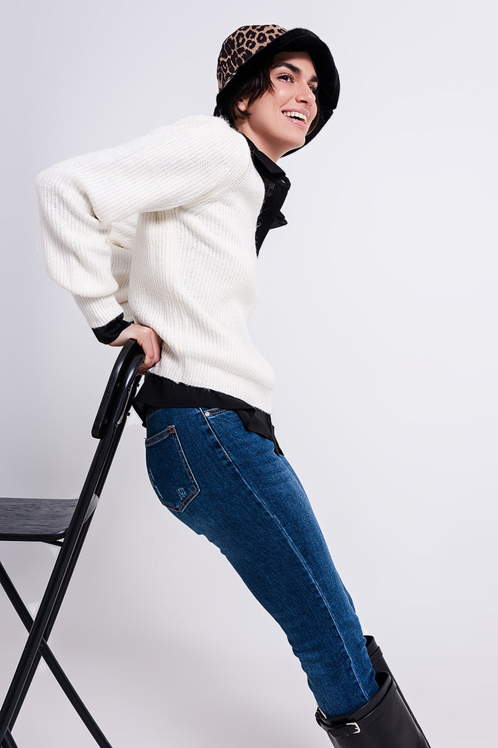 Maglione a V bianco sporco