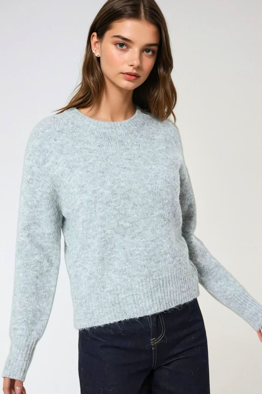 Q2 Maglione basic girocollo in grigio