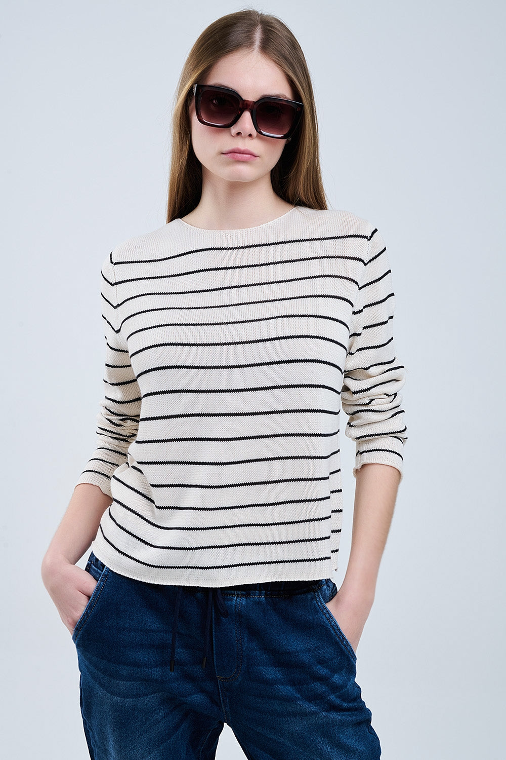 maglione beige a righe in maglia fine