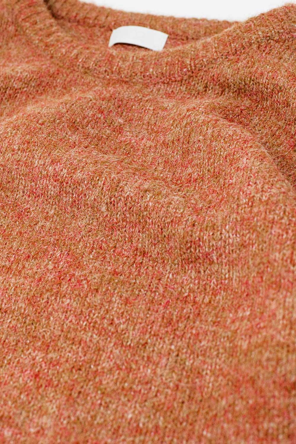 Maglione con maniche a palloncino in cammello
