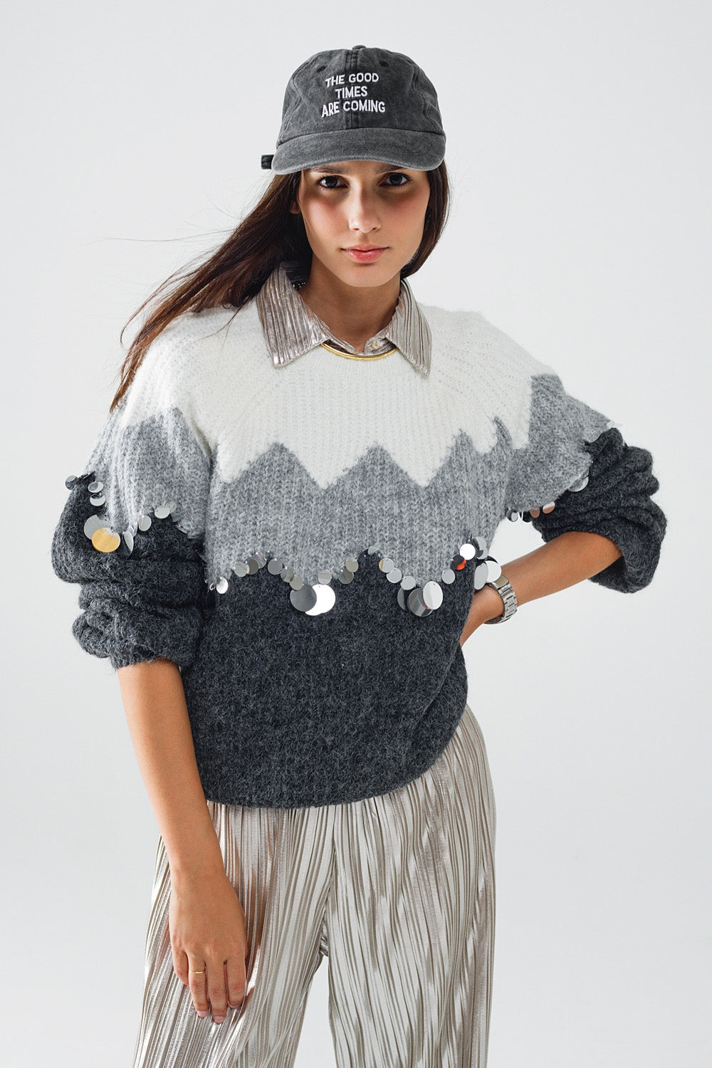 Maglione con motivo a spina di pesce e dettagli in paillettes in grigio