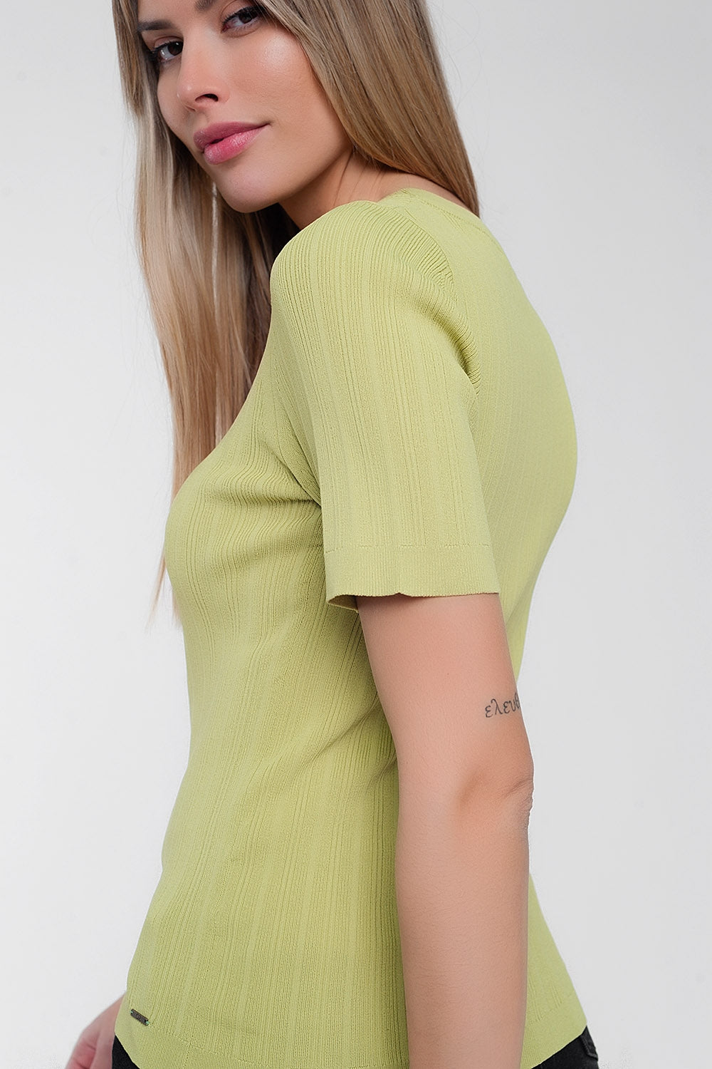 Maglione con scollo rotondo a maniche corte verde