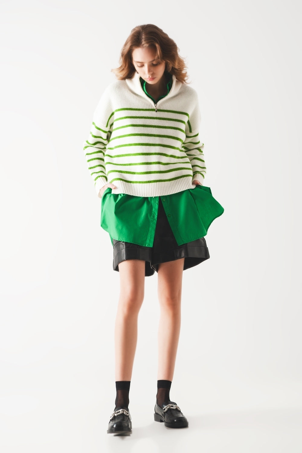 Maglione con zip a righe con dettaglio sul collo in verde