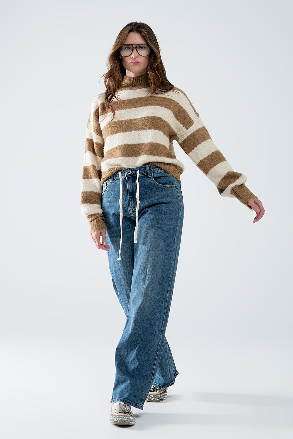 Maglione dolcevita a righe beige