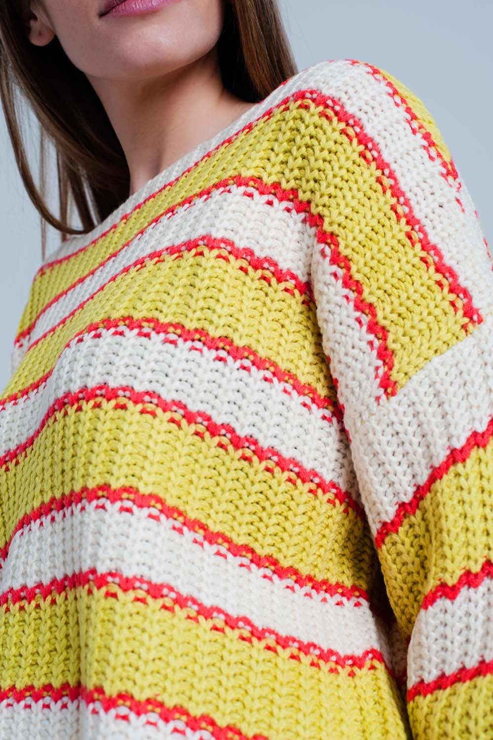 Maglione Giallo a righe con collo ampio