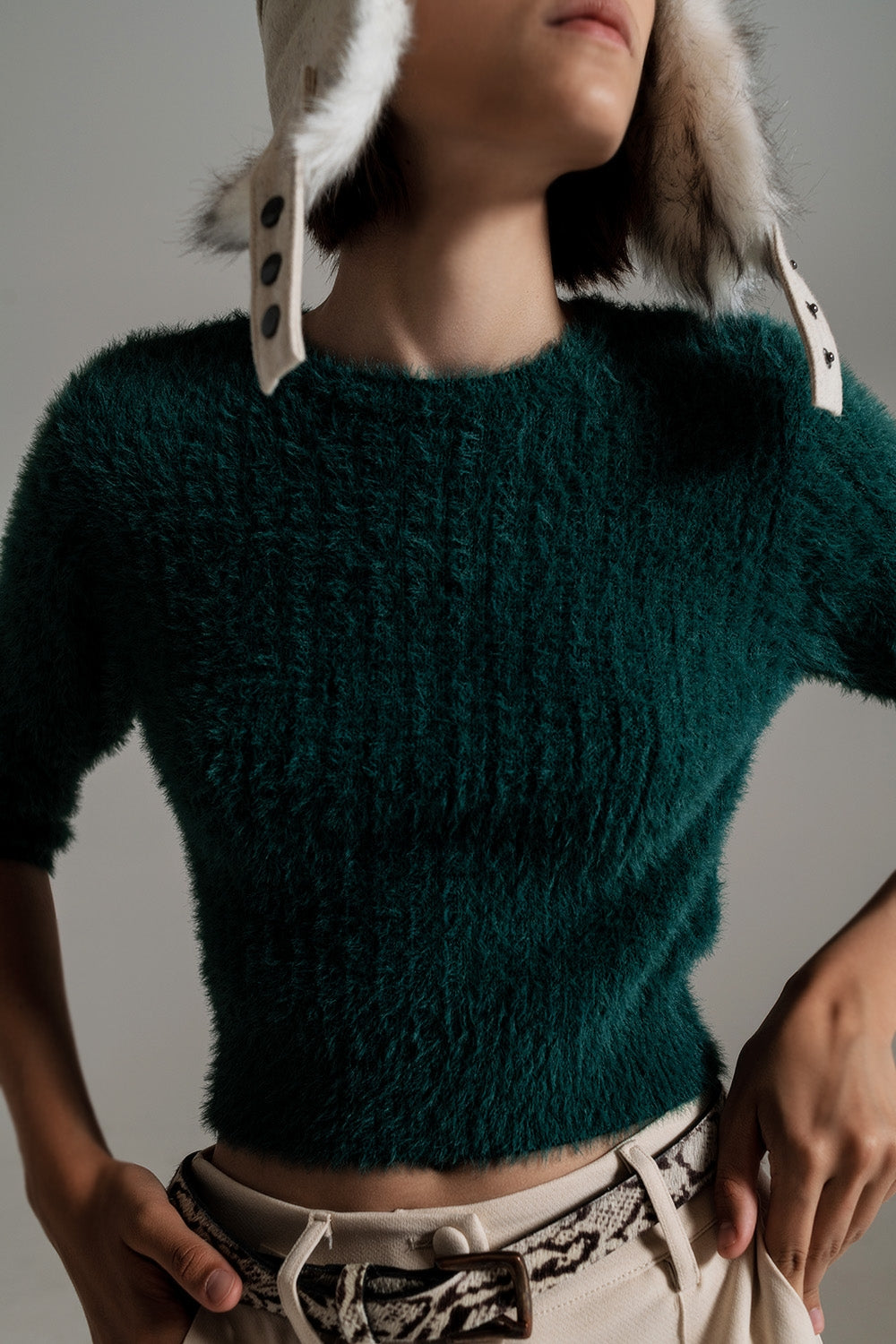 Maglione in maglia verde scuro con maniche a 3/4
