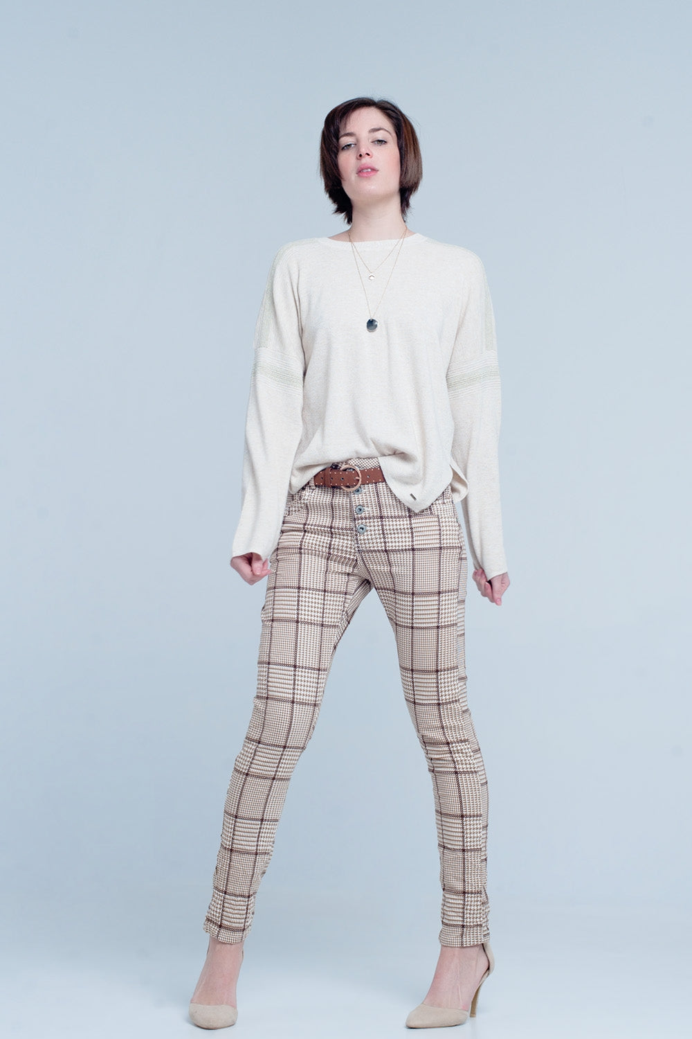 Maglione lavorato a maglia beige con dettagli glitterati