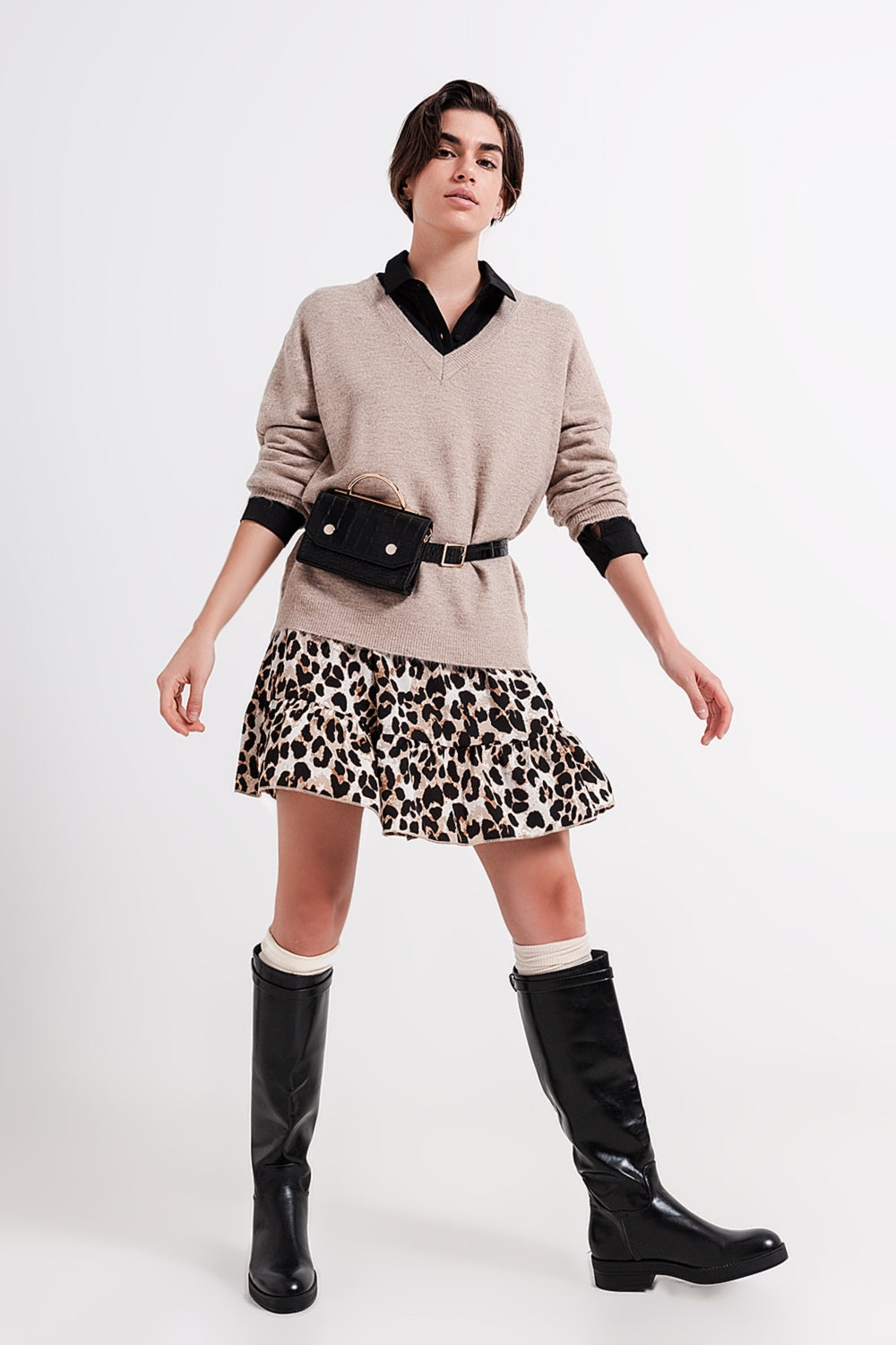 Maglione marrone chiaro con scollo a V