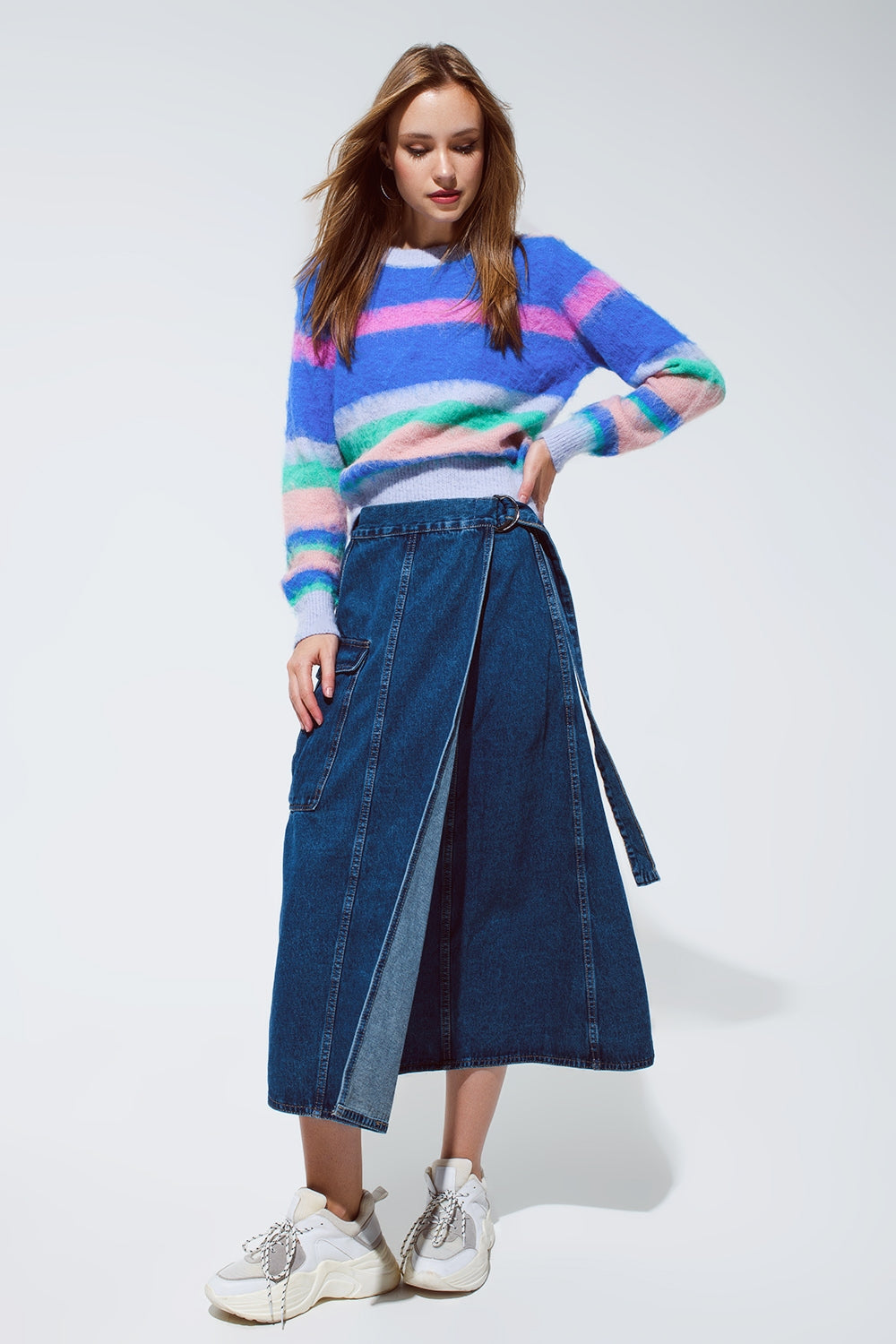 Maglione multicolore a righe rosa e blu