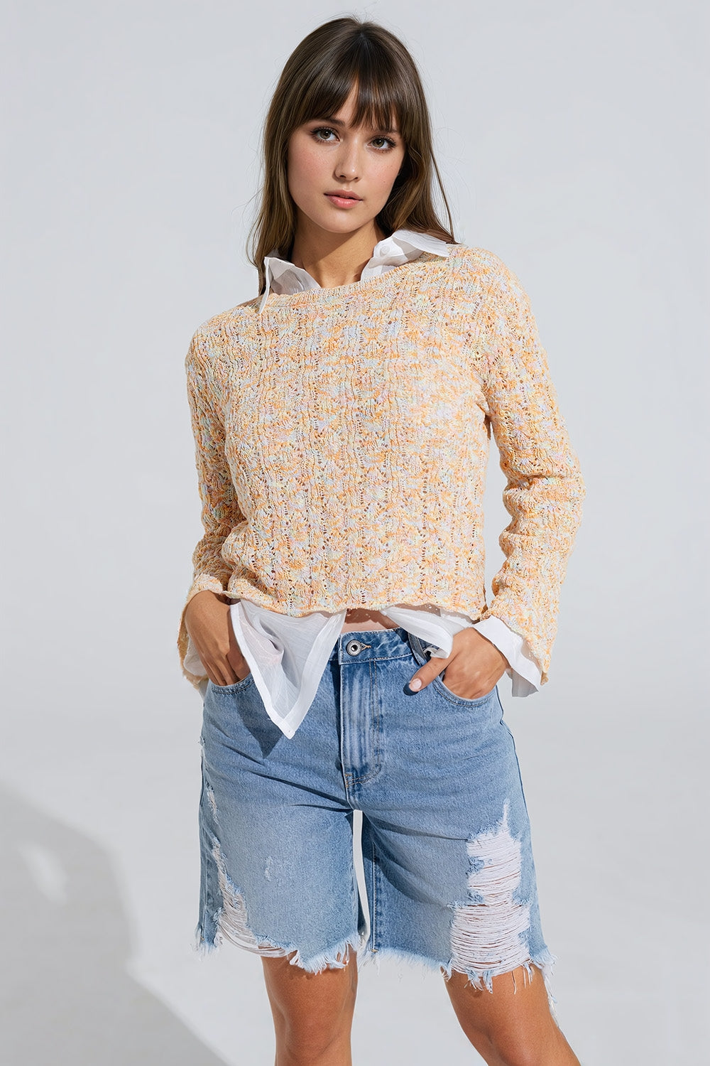 Q2 Maglione multicolore con maniche svasate