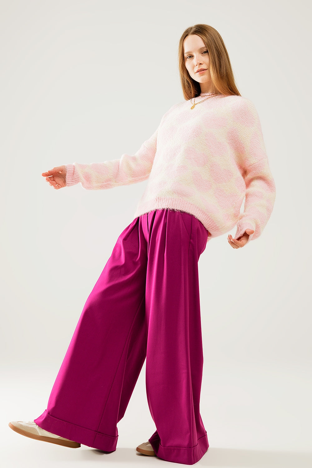 Maglione panna oversize super morbido con cuori rosa dappertutto