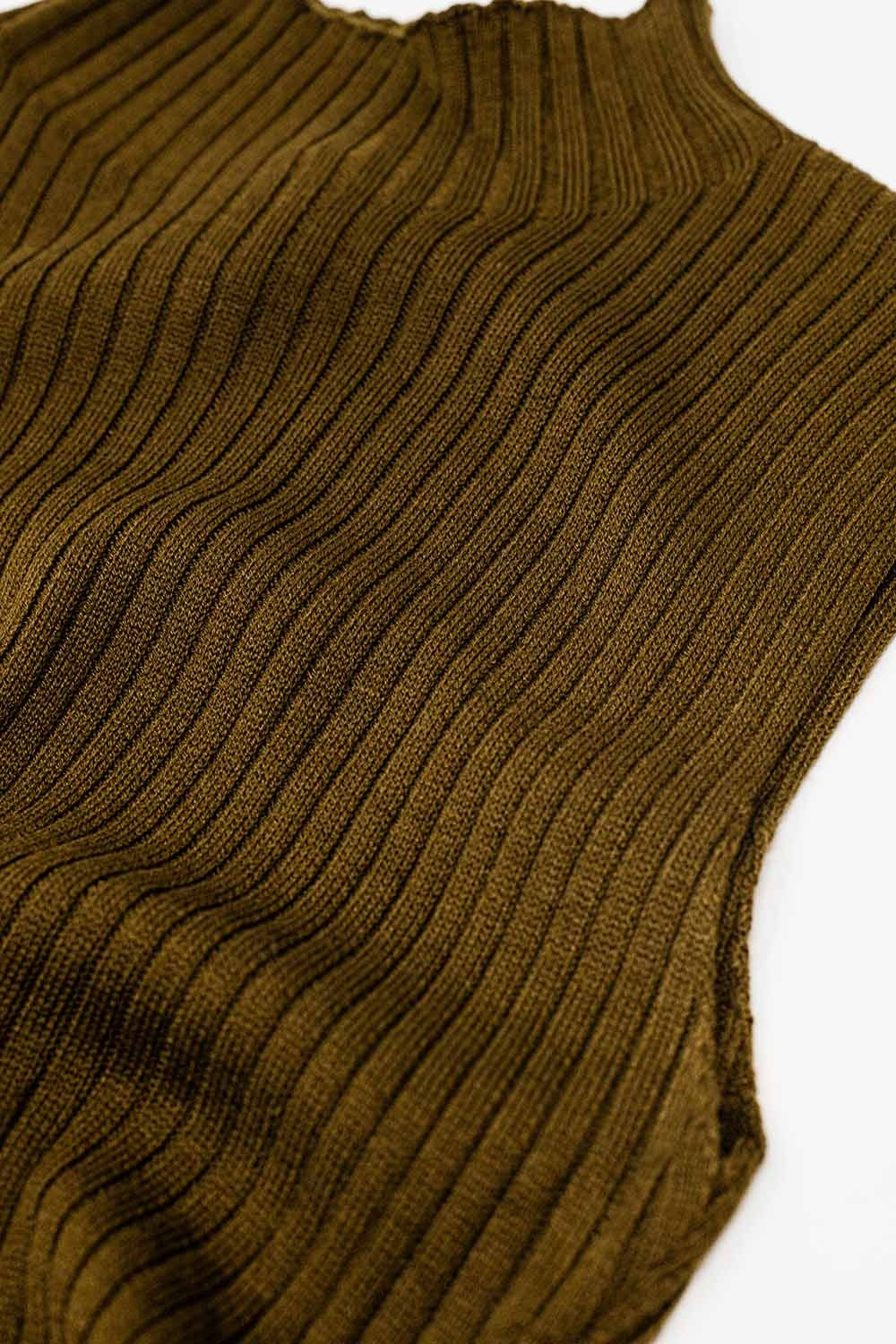 Maglione senza maniche a maglia fine in lana marrone