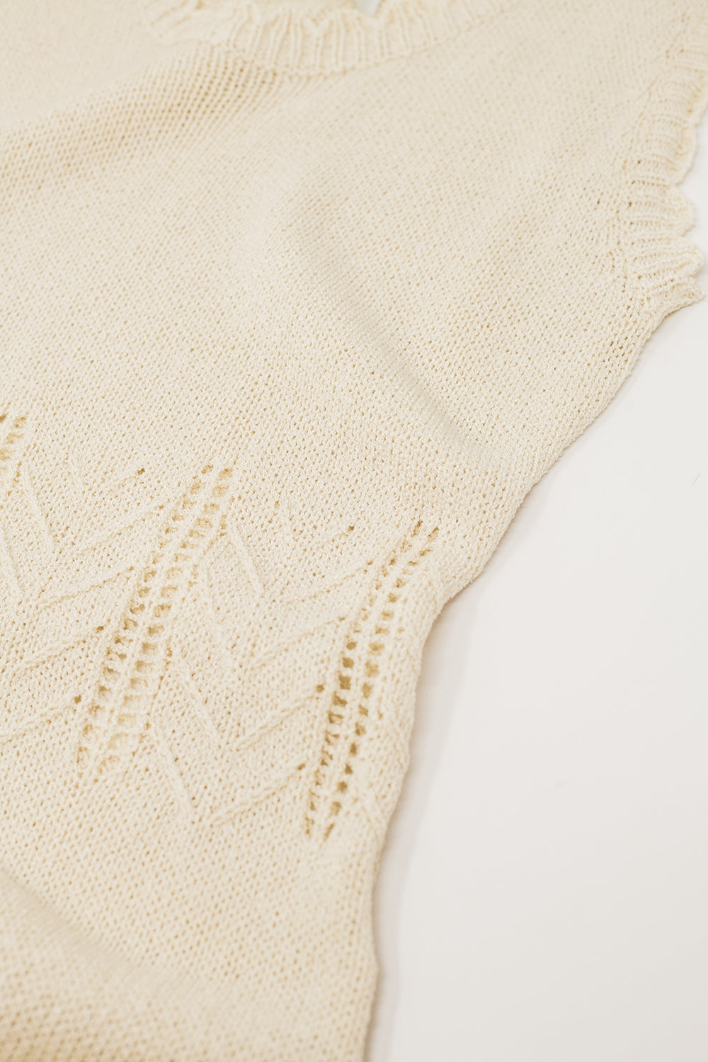 Maxi abito beige con linea ad A in maglia fine