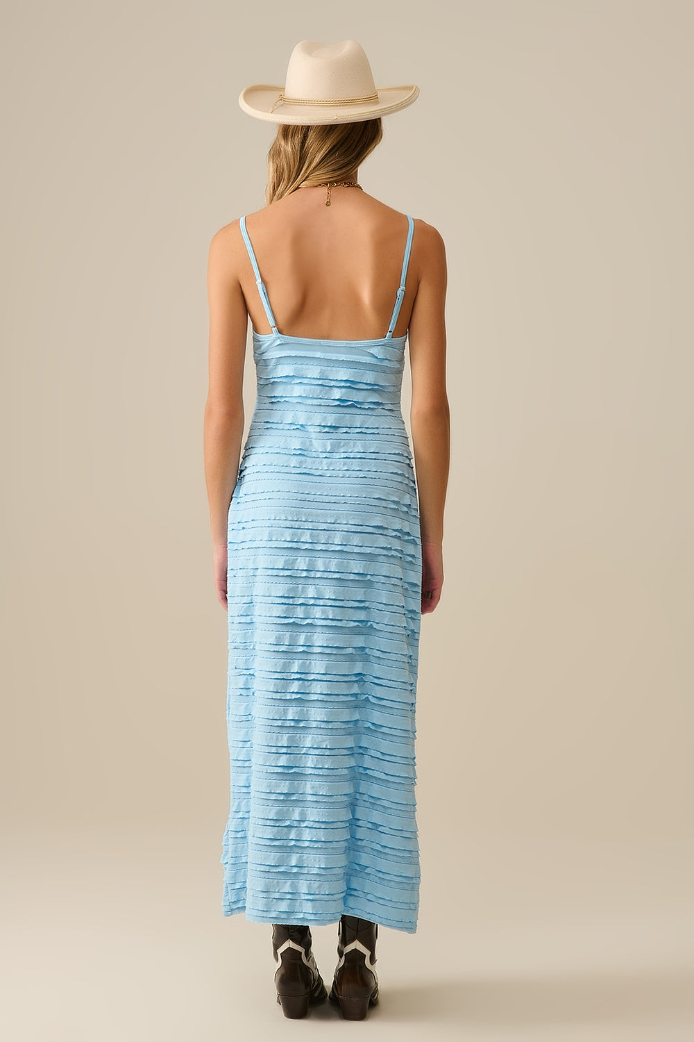 Maxi abito con volant in blu con spalline