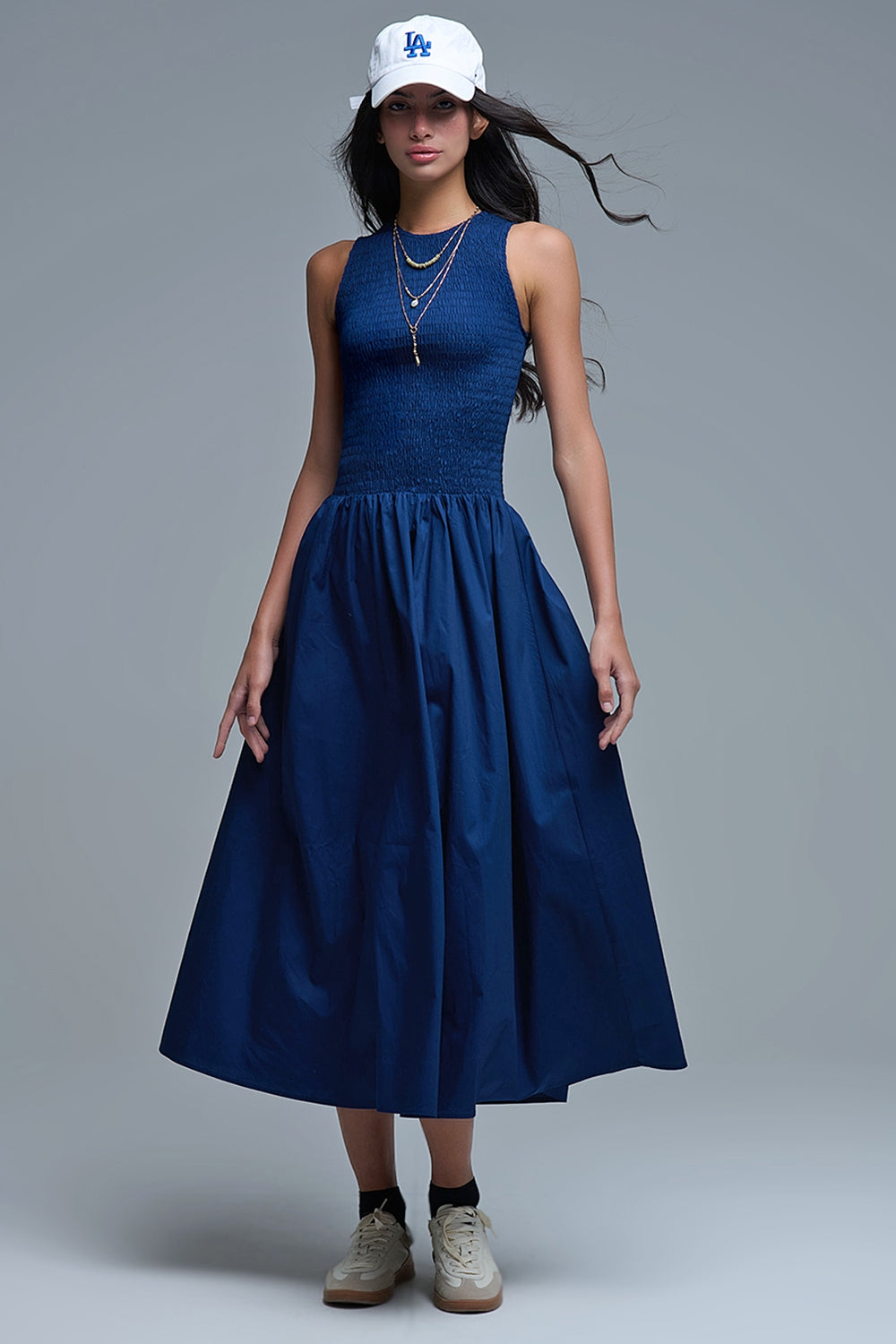Maxi abito in popeline navy con dettaglio smocked
