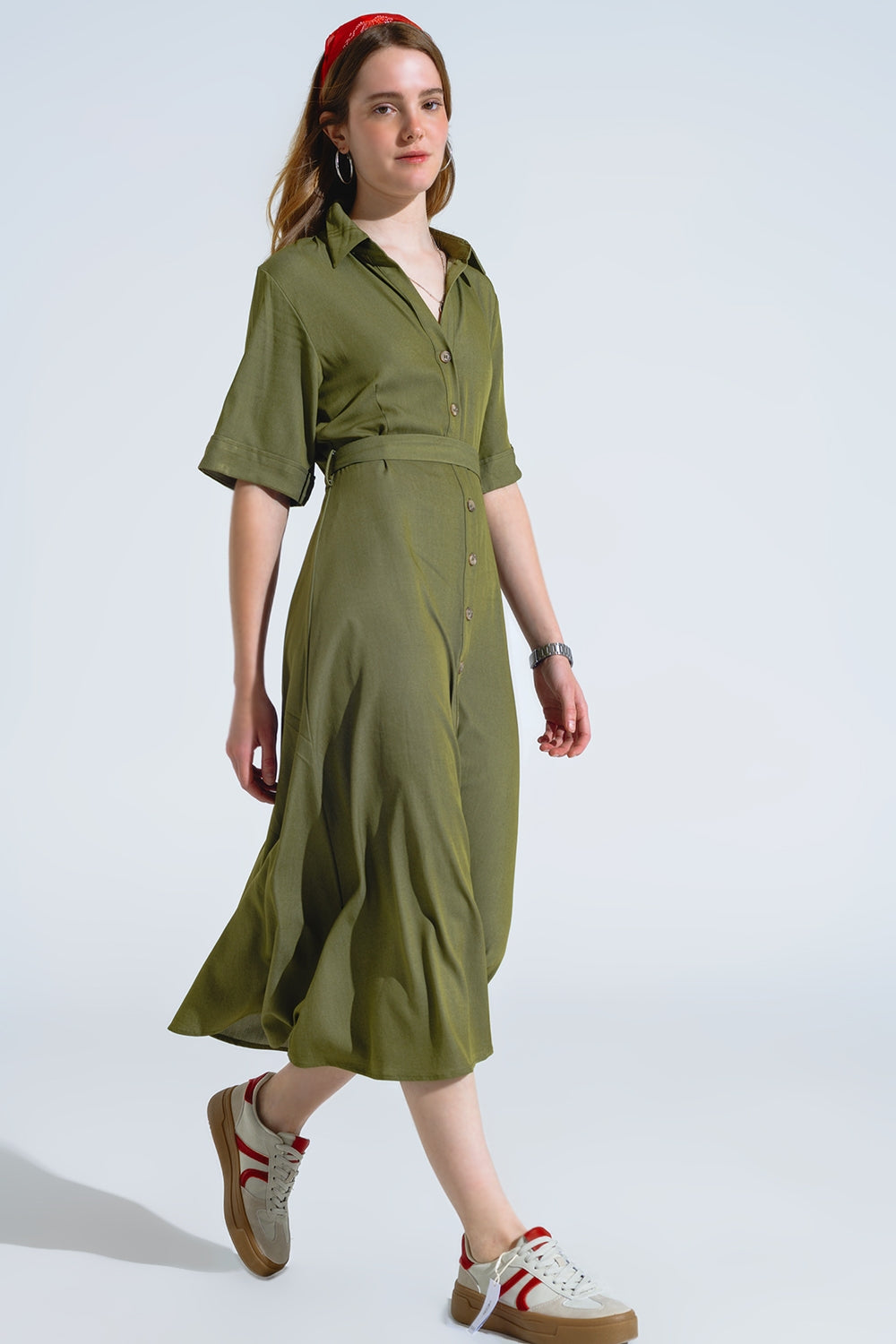 Maxi camicia verde con colletto a polo