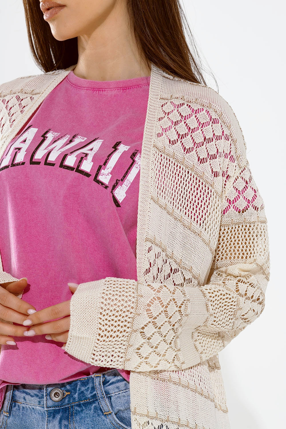 Maxi cardigan all'uncinetto beige con maniche lunghe